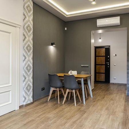 Inshiapartments On Kovzhuna Str Lviv Kültér fotó