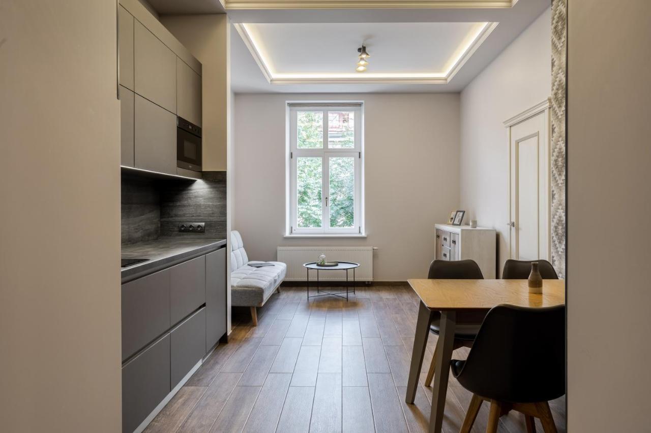 Inshiapartments On Kovzhuna Str Lviv Kültér fotó