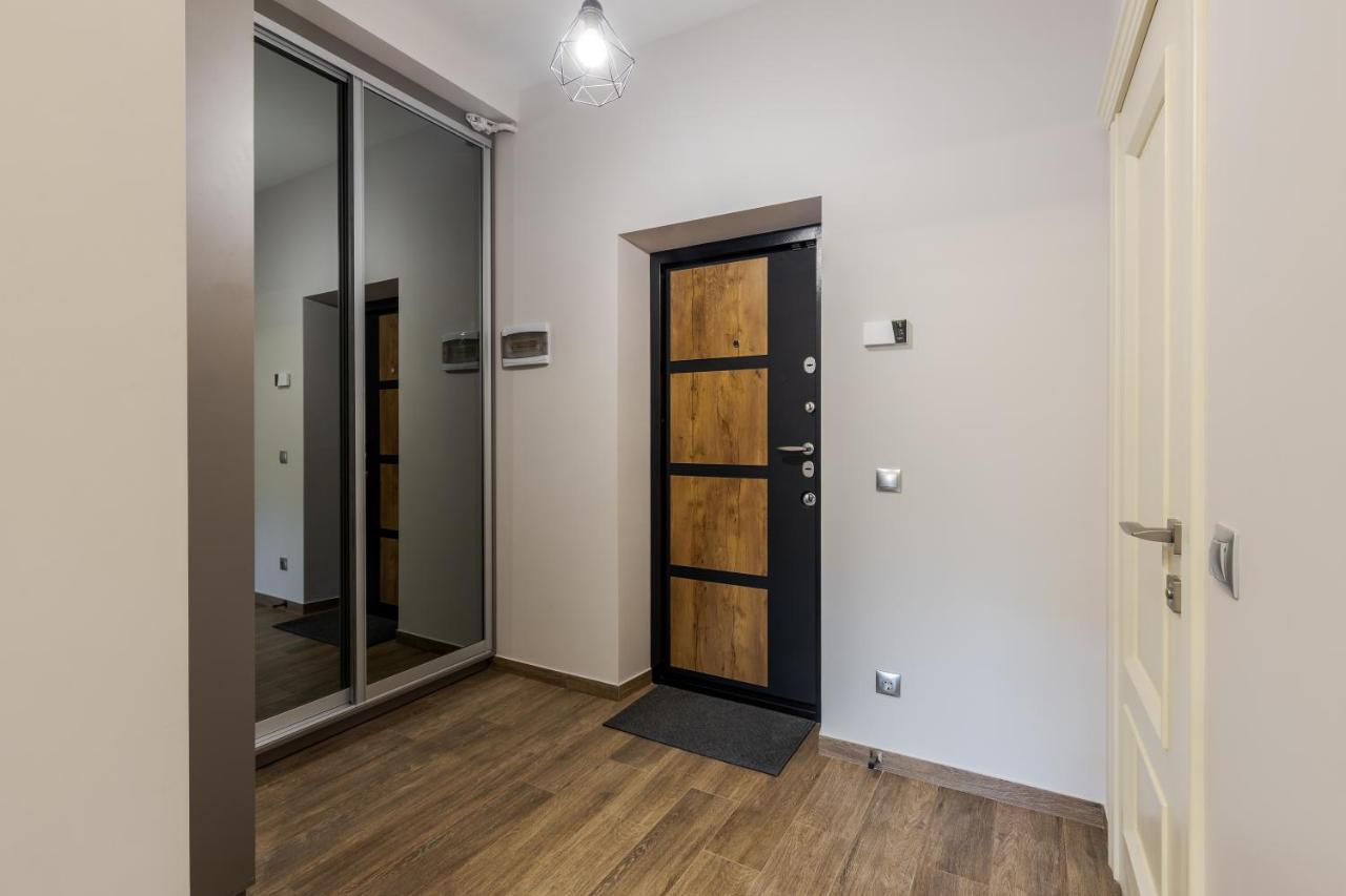 Inshiapartments On Kovzhuna Str Lviv Kültér fotó