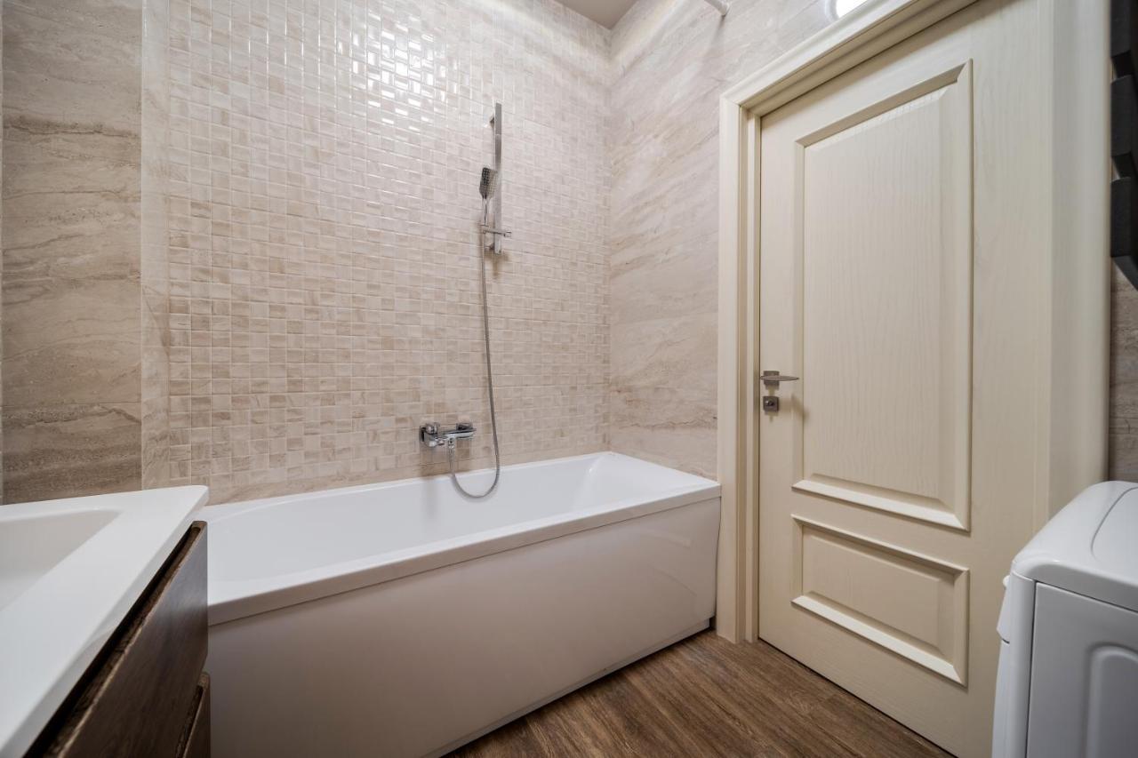 Inshiapartments On Kovzhuna Str Lviv Kültér fotó