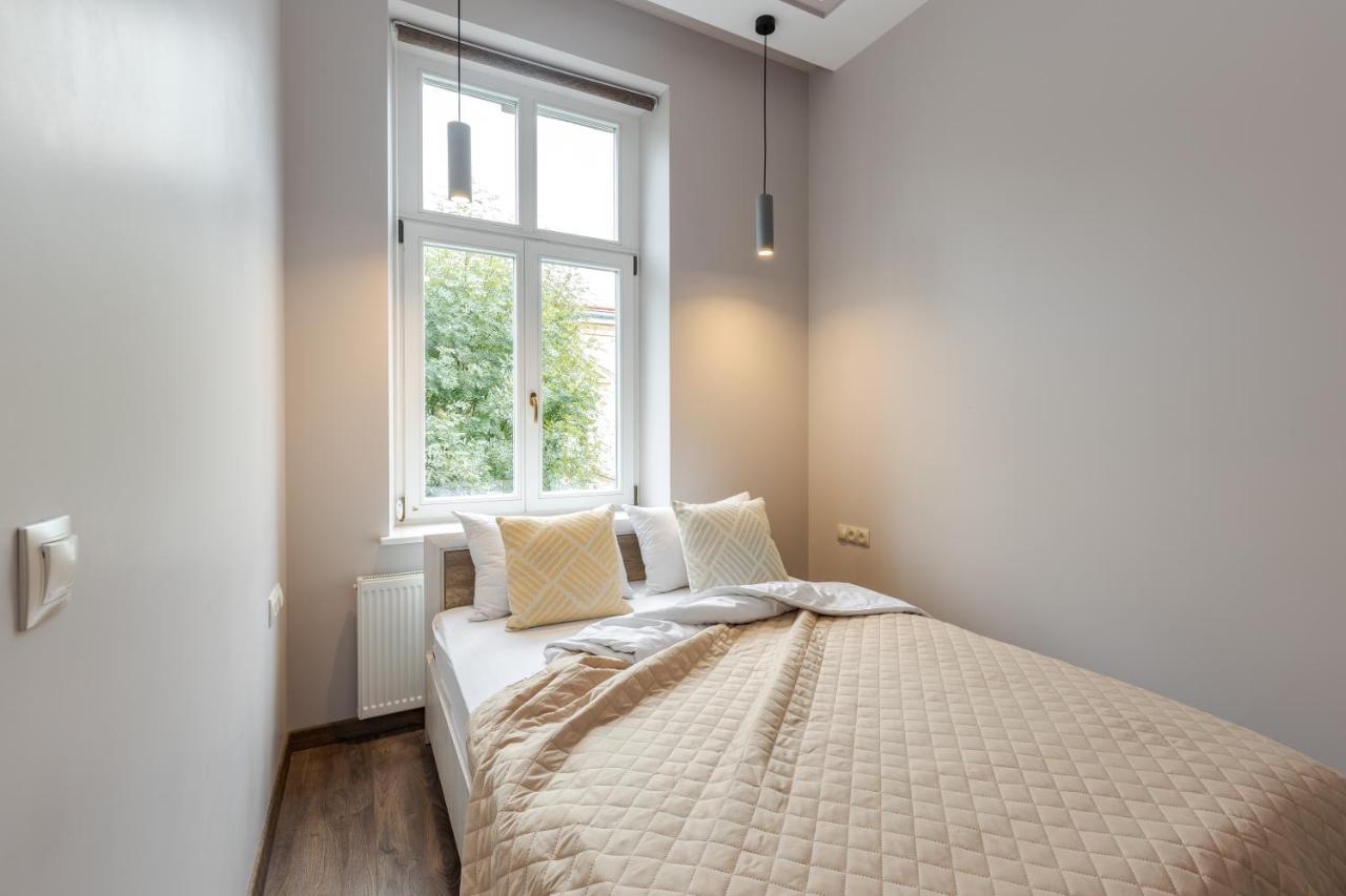 Inshiapartments On Kovzhuna Str Lviv Kültér fotó